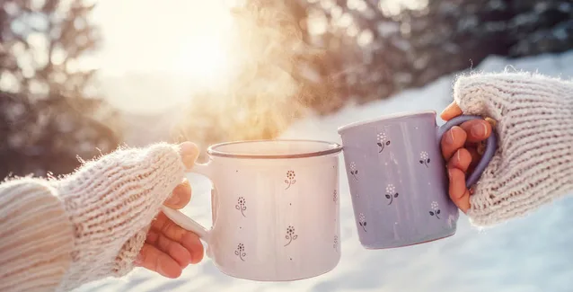 Πόσες θερμίδες παίρνουμε από τον καφέ και το τσάι