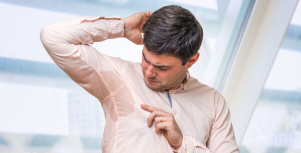 Υπερβολική εφίδρωση: Με ποιες παθήσεις συνδέεται