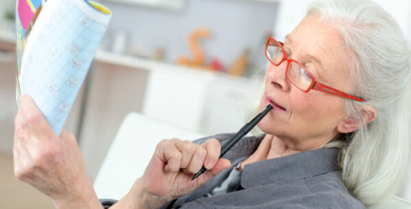 Τα βιβλία προλαμβάνουν την άνοια και βοηθούν στη μακροζωία