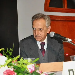 Γνωμοδότηση: Οι Θεολόγοι υποχρεούνται και δικαιούνται να μην εφαρμόσουν τα νέα Προγράμματα Σπουδών του μαθήματος των Θρησκευτικών