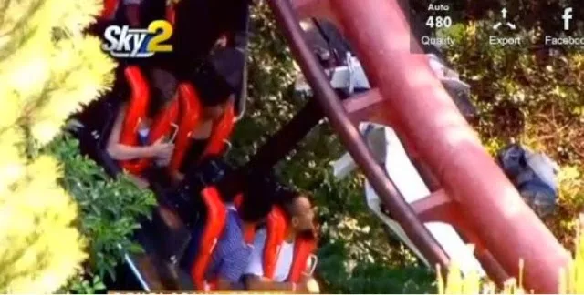 Ατύχημα σε λούνα παρκ – Δώδεκα άτομα κρεμάστηκαν στον αέρα
