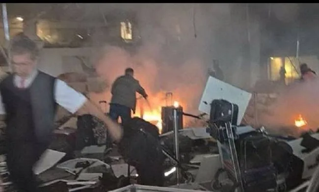 Νέο μακελειό στην Κωνσταντινούπολη: Βομβιστές αυτοκτονίας έσπειραν τον θάνατο