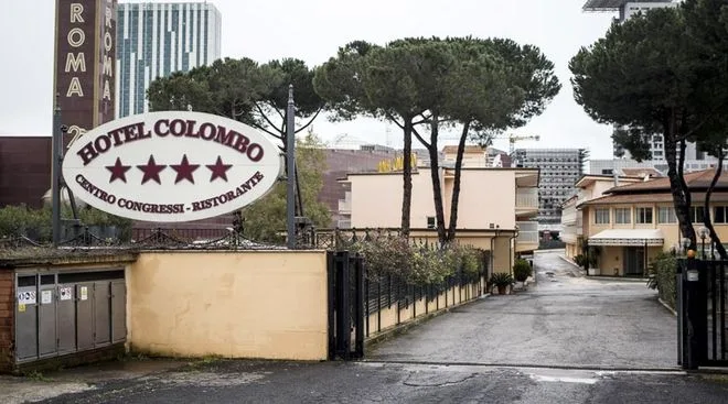 Δεν κατάφερε να κρατηθεί στη ζωή η 17χρονη μαθήτρια που έπεσε από μπαλκόνι στη Ρώμη