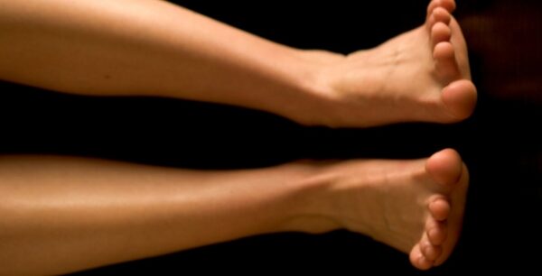 Έχετε κράμπες όταν κοιμάστε; Αυτή είναι η σωστή πρόληψη