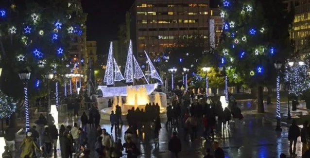 Οι 5 τρόποι με τους οποίους οι γιορτές επηρεάζουν τον εγκέφαλο