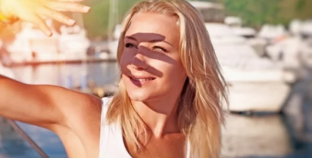 Ποιες ώρες της ημέρας απειλεί τα μάτια μας ο ήλιος;