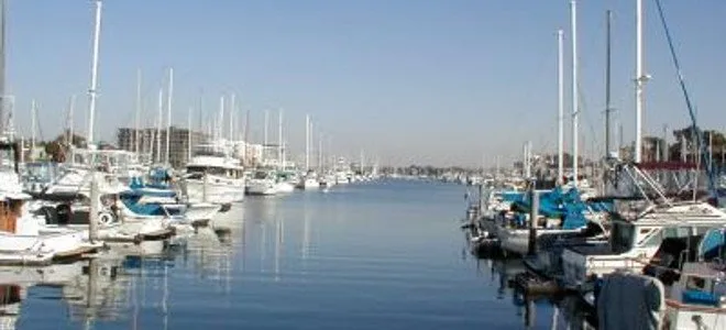 Ένας Οδηγός για τους καθηγητές Ξένων Γλωσσών  ( Τουριστικά )