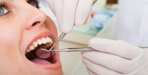 Καρκίνος στο πάγκρεας: Οι 2 ενδείξεις που μπορεί να εντοπίσει ο οδοντίατρος