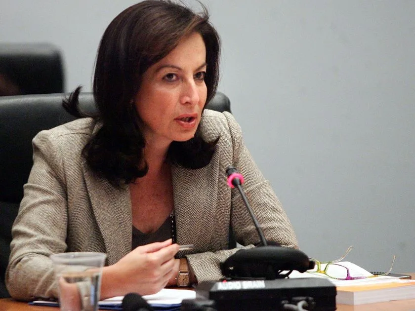 Διαμαντοπούλου: Με τουλάχιστον 200 ψήφους οι αλλαγές στην Παιδεία