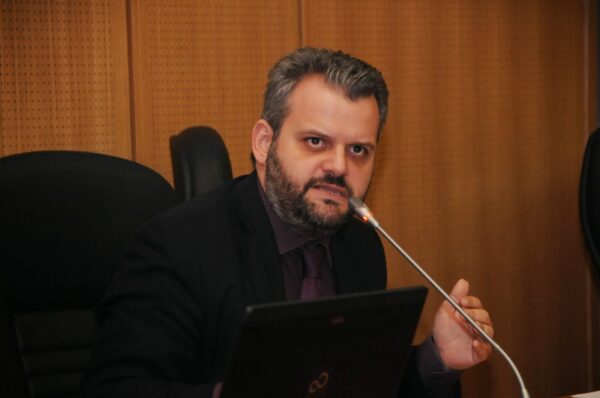 Γιατί αντιμετωπίζει δυσκολίες και άρνηση η εφαρμογή της Αξιολόγησης Εκπαιδευτικού Έργου στις Σχολικές Μονάδες