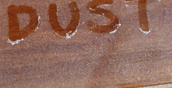 Έρευνα: Καρκινογόνα χημικά περιέχει η σκόνη των σπιτιών