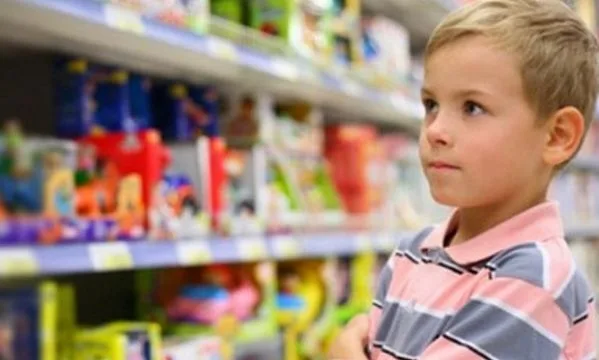 Πώς να αντιμετωπίσετε τον παιδικό καταναλωτισμό