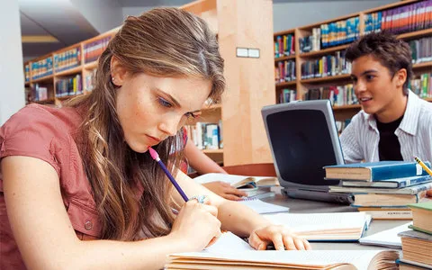 ΜΕ ΝΕΑ «ΦΙΛΟΣΟΦΙΑ» ΑΠΟ ΤΗΝ ΚΑΙΝΟΥΡΓΙΑ ΣΧΟΛΙΚΗ ΧΡΟΝΙΑ Το Λύκειο… γυρίζει σελίδα με σειρά αλλαγών