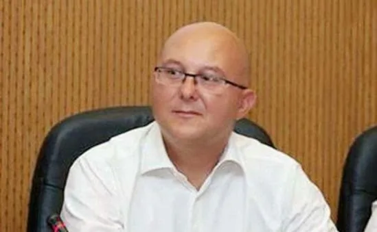 Σκληρές δηλώσεις Κατσίμπελη κατά του Αντιπεριφερειάρχη και όσους παίζουν με τα παιδιά μας