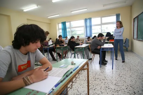 ΤΑ ΚΛΕΙΔΙΑ  Καθαρό γραπτό, μέθοδος και ψυχραιμία (Τι πρέπει να προσέξετε όταν πάρετε τα θέματα)