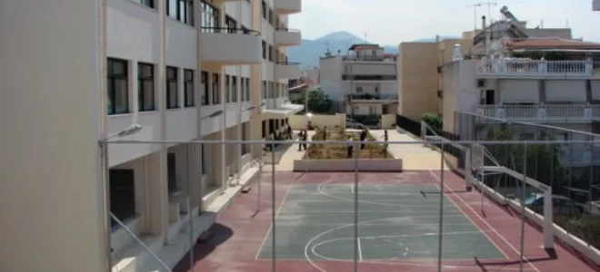 Στο ειδικό σχολείο Αγίου Δημητρίου πήραν τους γονείς και τους είπαν ότι δεν θα γίνει αγιασμός -Δεν υπάρχει προσωπικό