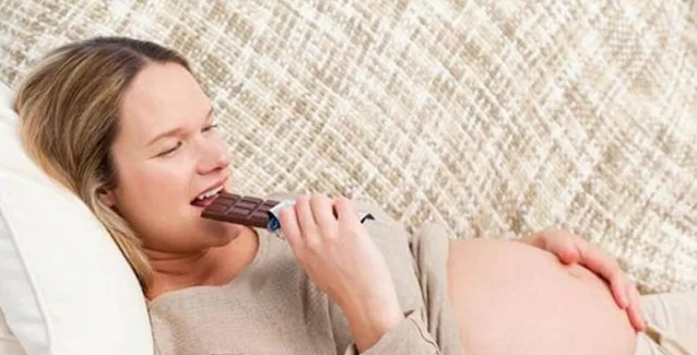 Η σοκολάτα μπορεί να ωφελήσει την ανάπτυξη του εμβρύου