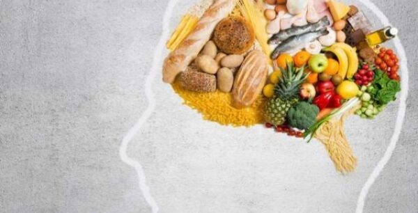 Ποιες τροφές βοηθούν τη σωστή λειτουργία του εγκεφάλου;