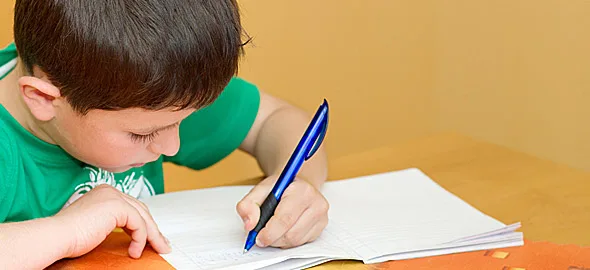 Δείτε μια συγκινητική έκθεση ενός 9χρονου μαθητή για την κρίση