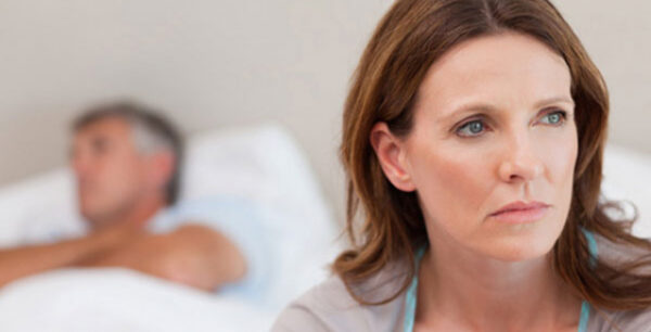 Έρευνα: Η πρόωρη εμμηνόπαυση αυξάνει τον κίνδυνο διαφόρων χρόνιων προβλημάτων υγείας