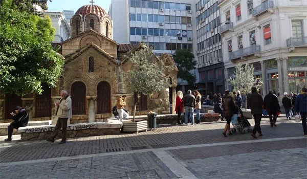 Χειμερινές Εκπτώσεις 2017: Ποια Κυριακή θα είναι ανοικτά τα μαγαζιά