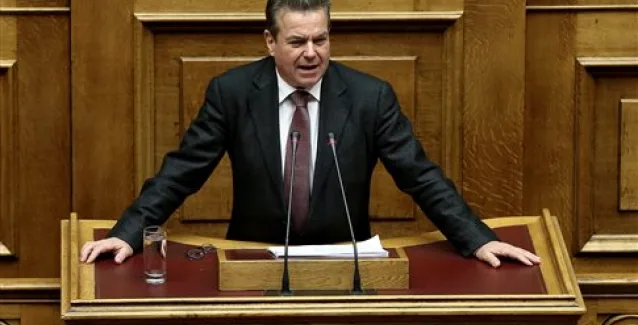 Πετρόπουλος: Δεν θα πληρώνουν εισφορές όσοι δεν έχουν έσοδα από μπλοκάκια