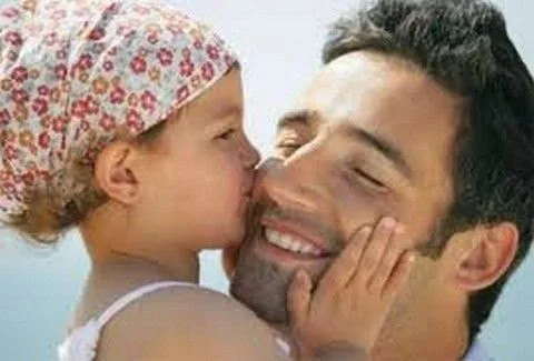 Αξίζει να διαβάσεις… – Όσα μία κόρη δεν πρόκειται να εξομολογηθεί στον πατέρα της…