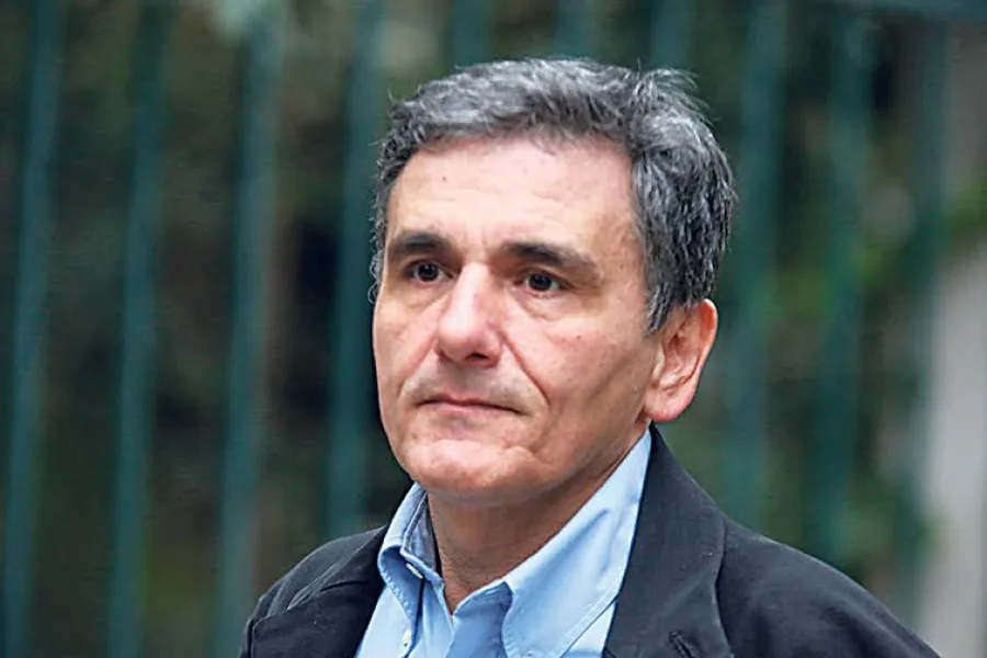 Διαμαρτυρία προς το Υπ. Οικονομικών για το ΦΠΑ 23% σε Φροντιστήρια και Κ.Ξ.Γ. !