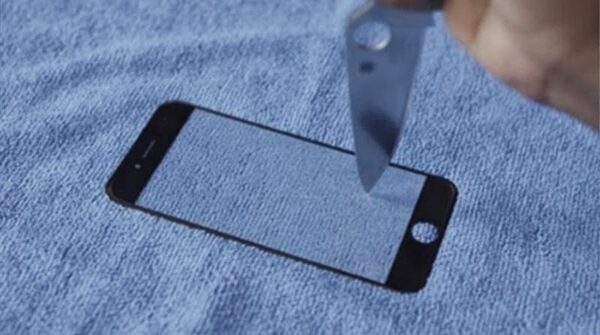 Apple: Το iPhone 6 θα έχει οθόνη από ζαφείρι και φορτίζει με ηλιακή ενέργεια