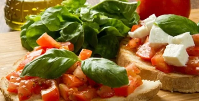 Κορονοϊός Μένουμε Σπίτι: Πώς ξεχωρίζουμε την πραγματική από την συναισθηματική πείνα