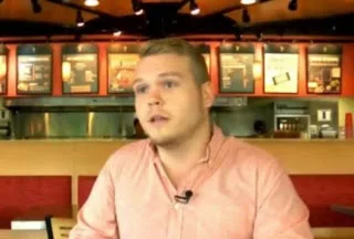 Δείτε τι έκανε ένας υπάλληλος σε fast food και “λύγισε” το Youtube (ΒΙΝΤΕΟ)