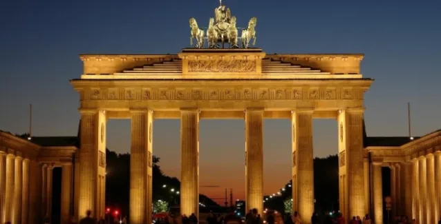 Νέες αιχμές κατά της Ελλάδας από τη Γερμανία για την διαχείριση του προσφυγικού