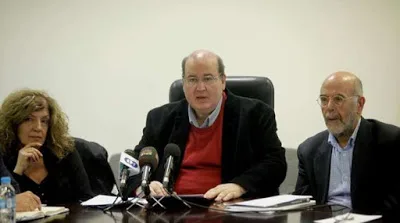 Γιώργος Παπαθανασόπουλος, Η γλώσσα πάλι στόχος επίθεσης