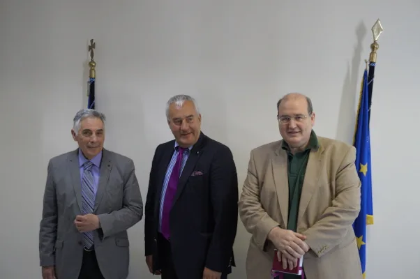 Συνάντηση του υπουργού Νίκου Φίλη και του υφυπουργού Θεοδόση Πελεγρίνη με τον υπουργό παιδείας της Βαυαρίας