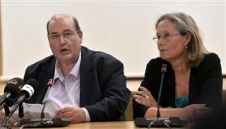 Τελετή παραλαβής – παράδοσης στο Υπουργείο Παιδείας