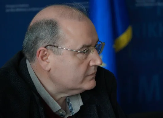 Ο Νίκος Φίλης διευκρινίζει τα περί πρότασης για Γραμματέα του κόμματος