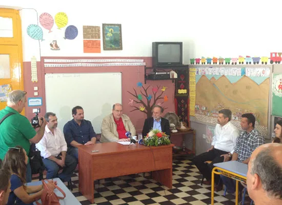 Επίσκεψη του υπουργού, Νίκου Φίλη, στο 4/θ Δημοτικό Σχολείο Ξυλοκέριζας του Δήμου Κορινθίων