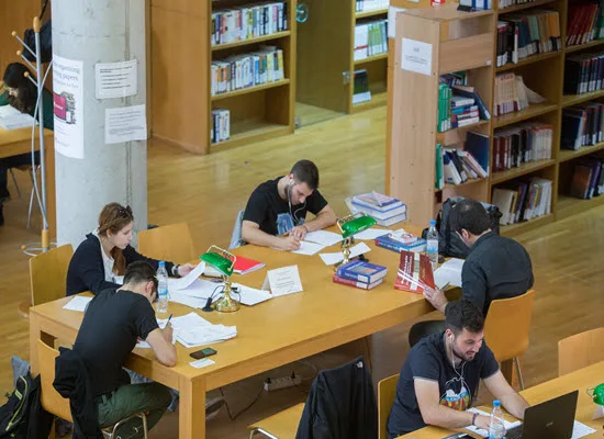 Εννέα εκατ. ευρώ από το ΕΛΙΔΕΚ για Μεταδιδάκτορες Ερευνητές