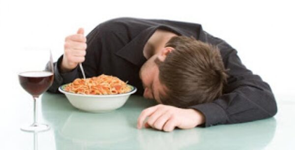 Ο ελλιπής ύπνος… παχαίνει – Τι έδειξε νέα έρευνα