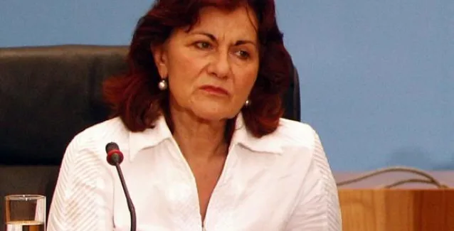 Φωτίου: «Κόβουν» το επίδομα παδιού οι σχολικές απουσίες