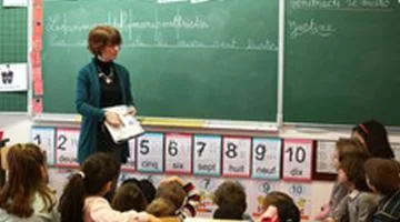 Γαλλία: Με κουπόνια φαγητού θα πληρώνονται οι νέοι εκπαιδευτικοί