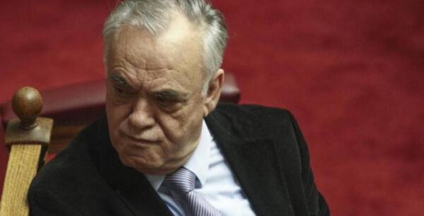 Δραγασάκης: «Σημαντική μείωση των κόκκινων δανείων το 2017»