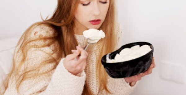 Γιατί για κάποιους το φαγητό είναι το αναγκαίο συναισθηματικό τους καταφύγιο;