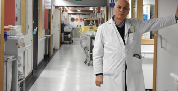 Περιήγηση σε δημόσιο νοσοκομείο του Βελγίου από Έλληνα γιατρό αμειβόμενο με €12.000 μηνιαίως