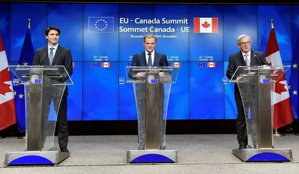 Γιούνκερ: Δεν κάναμε καμία υποχώρηση για τη CETA