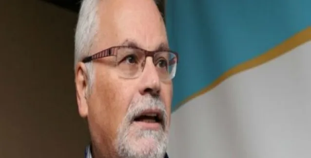 Αυτός είναι ο Έλληνας που αναπτύσσει εμβόλια για το AIDS και τον καρκίνο