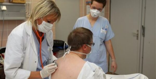 Τους 129 έφτασαν οι νεκροί από τη γρίπη