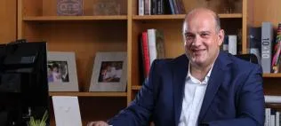 H COSMOTE καθιερώνει υποτροφία ύψους 20.000 ευρώ σε πρωτοετή φοιτητή του ΕΜΠ