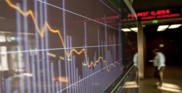 Ρίχνει το χρηματιστήριο η καθυστέρηση της αξιολόγησης