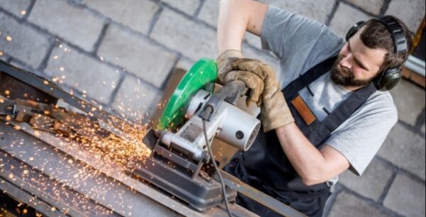 Θόρυβος: Γνώριμος εχθρός της υγείας των εργαζομένων